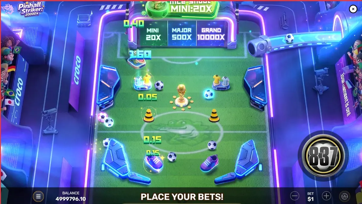 Tampilan layar permainan Pinball Striker 20,000x dengan tema stadion neon dan elemen pinball.